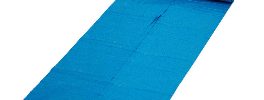 Müllbeutel blau auf einer Rolle