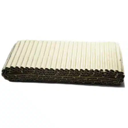 Ein Polster aus Wellpappe. In der Branche nennt sich die Polsterung Weichwinkel